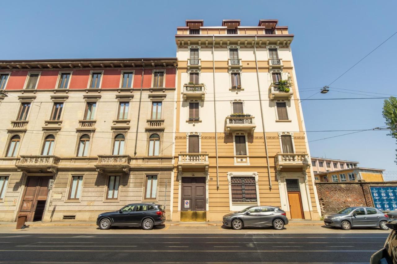 Easylife - Moderno Ed Elegante Appartamento Vicino Arco Della Pace Milan Luaran gambar