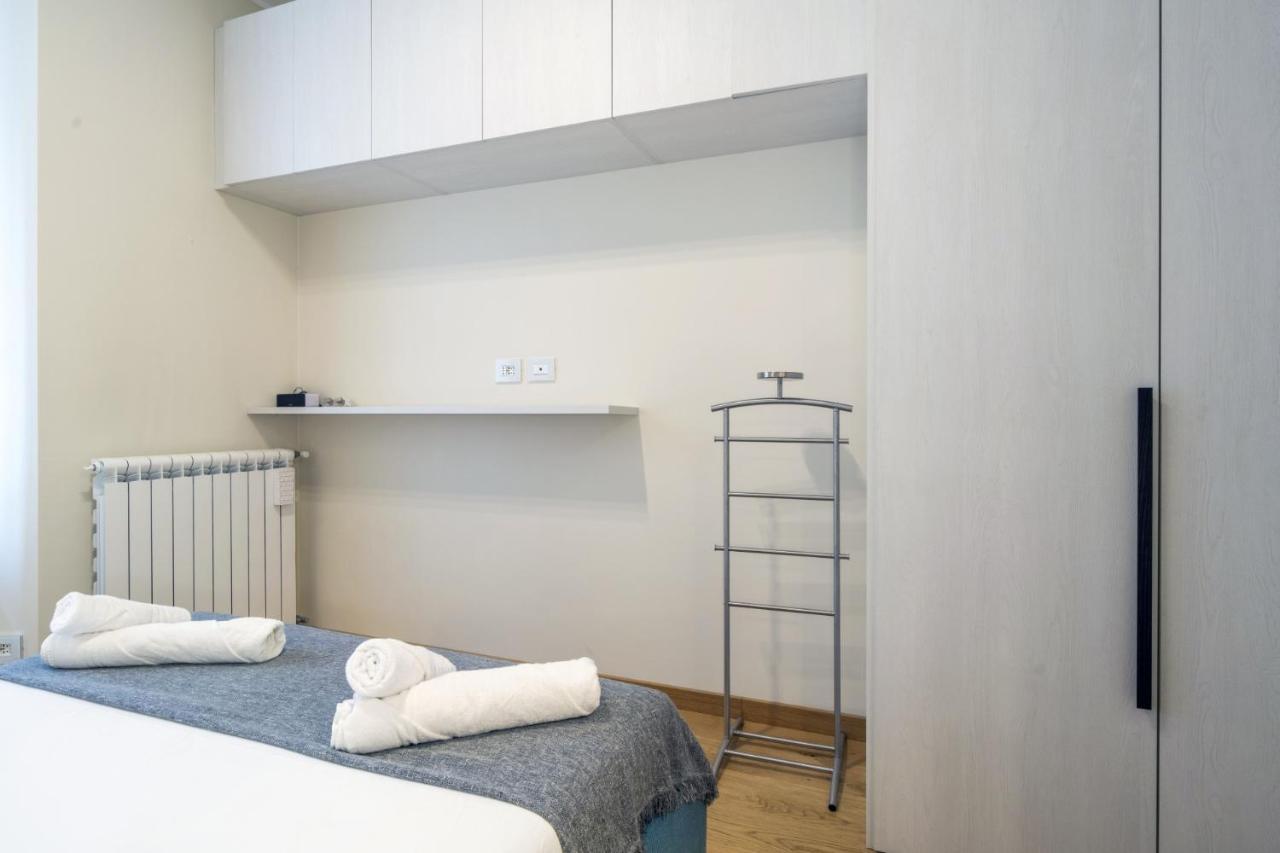 Easylife - Moderno Ed Elegante Appartamento Vicino Arco Della Pace Milan Luaran gambar